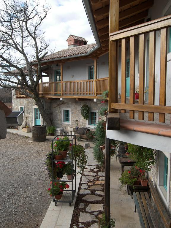 Apartments Valentinus 1800 Sežana Exteriér fotografie